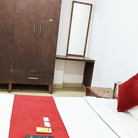 Hotel Maharaja Inn - Lajpat Nagar I ニューデリー エクステリア 写真