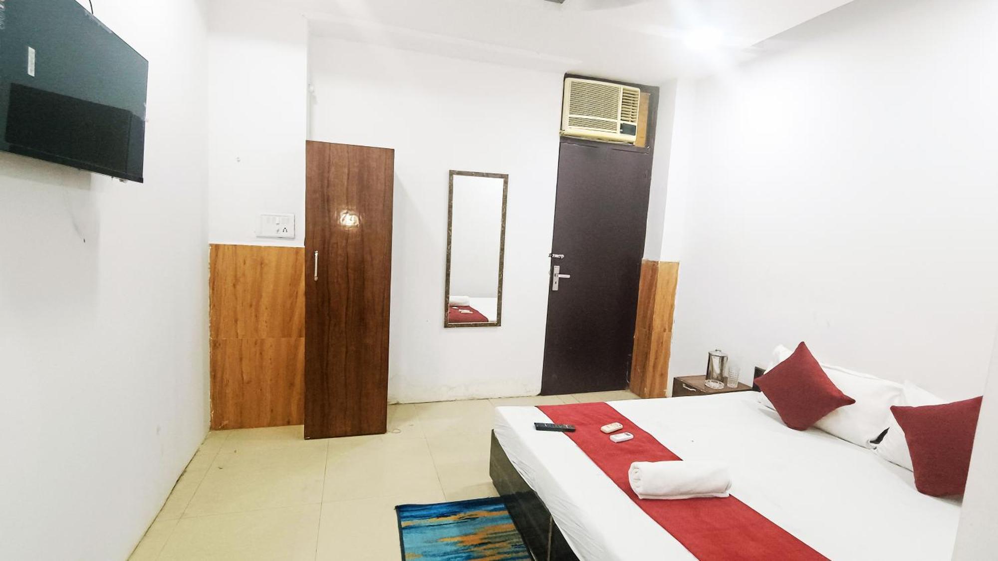 Hotel Maharaja Inn - Lajpat Nagar I ニューデリー エクステリア 写真