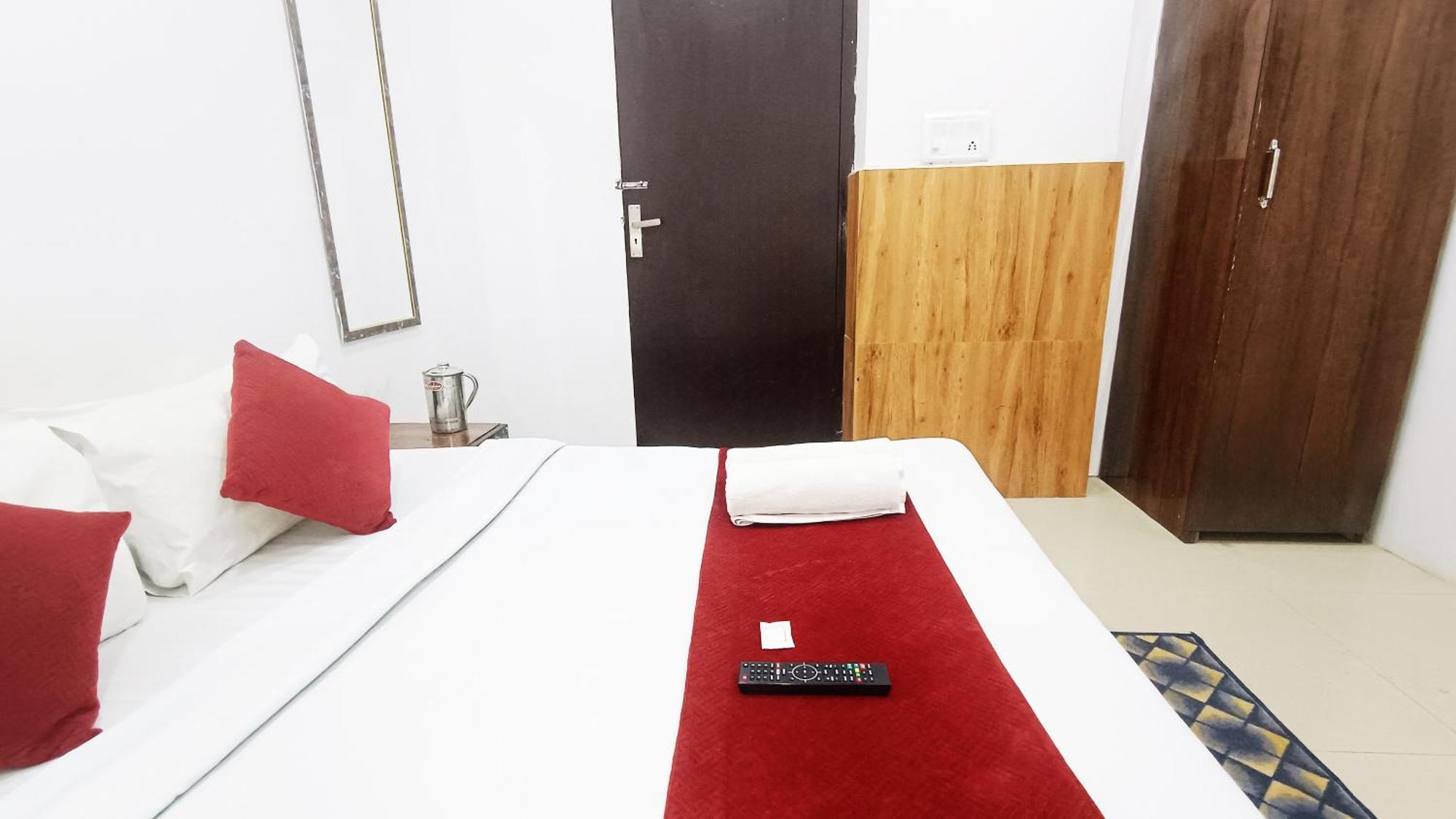 Hotel Maharaja Inn - Lajpat Nagar I ニューデリー エクステリア 写真