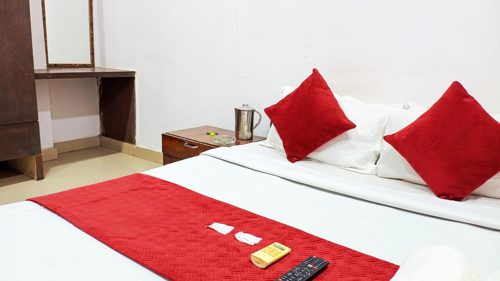 Hotel Maharaja Inn - Lajpat Nagar I ニューデリー エクステリア 写真